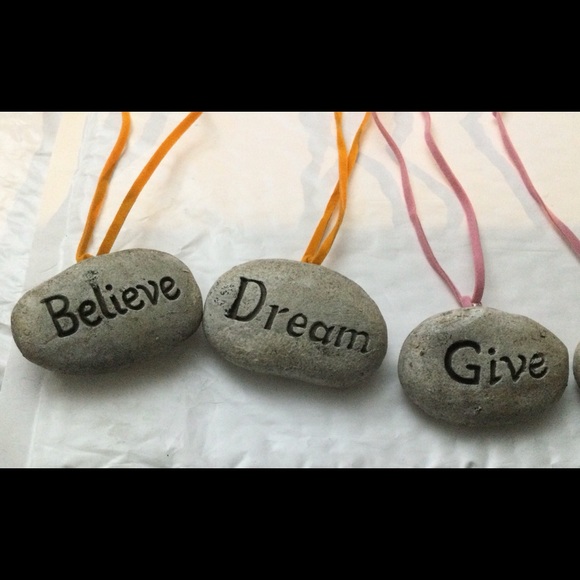 Fun handmade inspire necklaces - Picture 2 of 4